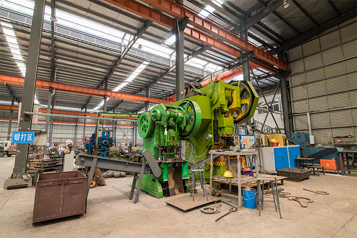 北辰网架配件-锥头加工车间